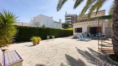 Återförsäljning - Villa -
Orihuela Costa - La Zenia