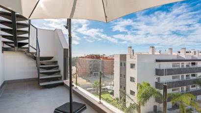 Återförsäljning - Apartment -
Orihuela Costa - Villamartín