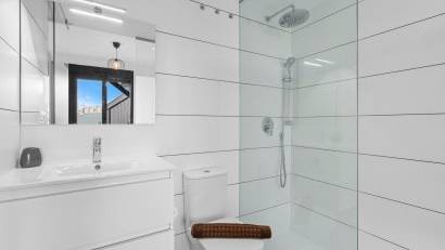 Återförsäljning - Apartment -
Orihuela Costa - Villamartín