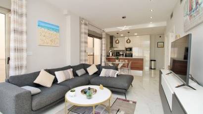 Resale - Villa -
Villamartin - Villamartín