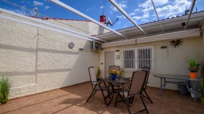 Resale - Bungalow -
Torrevieja - Torretas