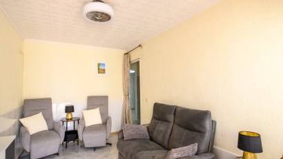 Resale - Bungalow -
Torrevieja - Torretas