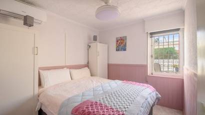 Resale - Bungalow -
Torrevieja - Torretas
