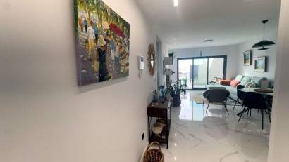 Återförsäljning - Apartment -
Guardamar del Segura - El Raso