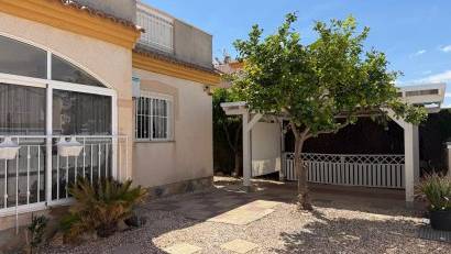 Resale - Townhouse -
Playa Flamenca - Orihuela Costa