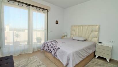 Återförsäljning - Villa -
Villamartin - Villamartín