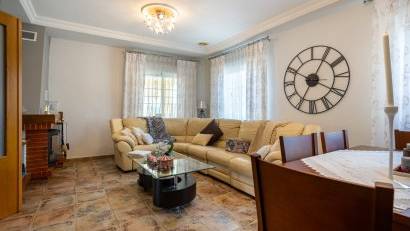 Återförsäljning - Detached villa -
Elche - La Hoya
