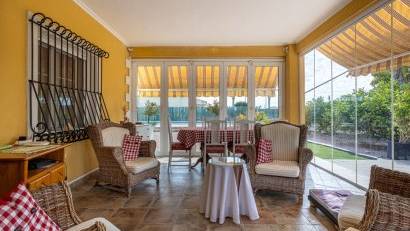 Återförsäljning - Detached villa -
Elche - La Hoya