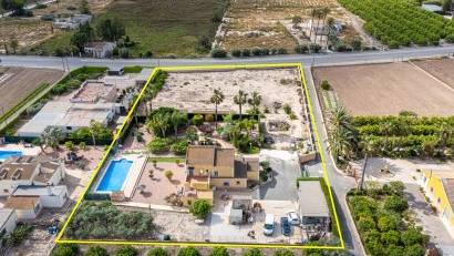 Återförsäljning - Detached villa -
Elche - La Hoya