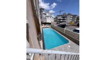 Återförsäljning - Radhus -
Villamartin - Costa Blanca