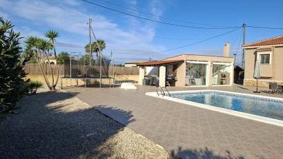 Reventa - Detached villa -
Catral