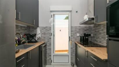 Resale - Quad House -
Los Altos