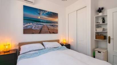 Resale - Quad House -
Los Altos