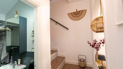 Resale - Quad House -
Los Altos