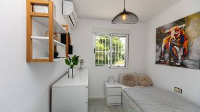 Resale - Quad House -
Los Altos