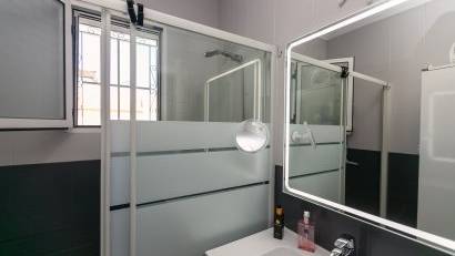 Resale - Quad House -
Los Altos