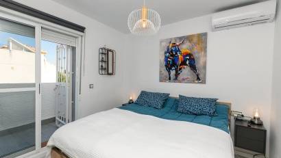 Resale - Quad House -
Los Altos