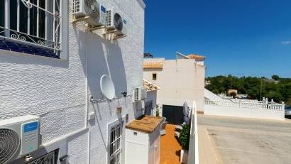 Resale - Quad House -
Los Altos