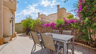 Återförsäljning - Quad House -
Orihuela Costa - Playa Flamenca