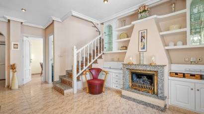 Återförsäljning - Quad House -
Orihuela Costa - Playa Flamenca