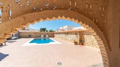 Återförsäljning - Villa -
Torrevieja - Torreta florida