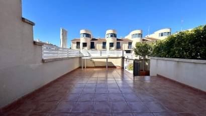 Återförsäljning - Radhus -
Orihuela Costa - Aguamarina