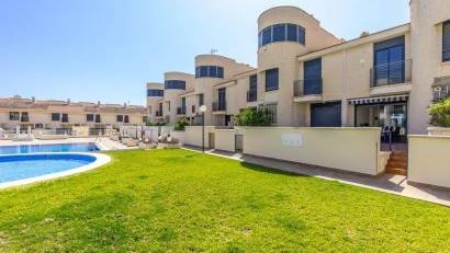 Återförsäljning - Radhus -
Orihuela Costa - Aguamarina