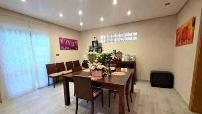 Resale - Villa -
Dehesa de campoamor - Campoamor
