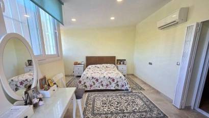 Resale - Villa -
Dehesa de campoamor - Campoamor
