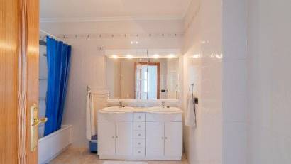 Resale - Villa -
Orihuela Costa - Playa Flamenca
