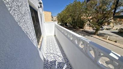 Resale - Townhouse -
La Marina