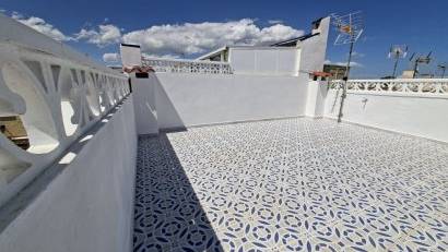 Resale - Townhouse -
La Marina