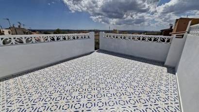Resale - Townhouse -
La Marina