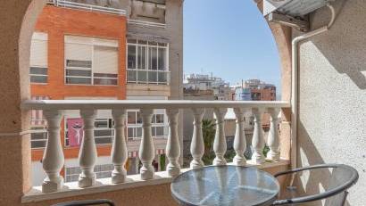 Resale - Apartment -
Torrevieja - El molino