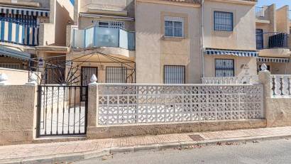 Återförsäljning - Apartment -
Torrevieja - San Luis