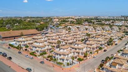 Reventa - Quad House -
Lomas de Cabo Roig