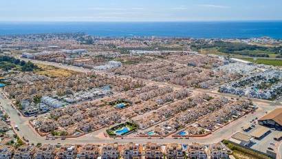 Reventa - Quad House -
Lomas de Cabo Roig