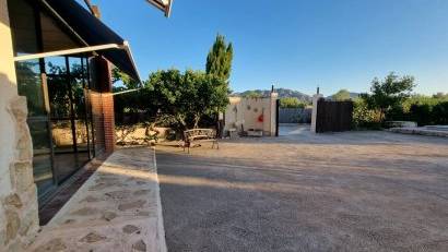 Återförsäljning - Detached villa -
Orihuela - Benferri