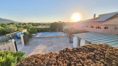 Återförsäljning - Detached villa -
Orihuela - Benferri