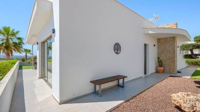 Återförsäljning - Villa -
La Marina