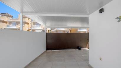 Återförsäljning - Villa -
La Marina