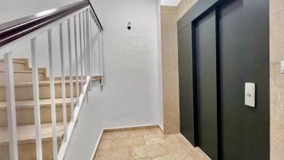 Återförsäljning - Apartment -
Torrevieja - Acequion