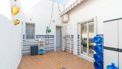 Återförsäljning - Semi detached -
Orihuela Costa - Punta Prima