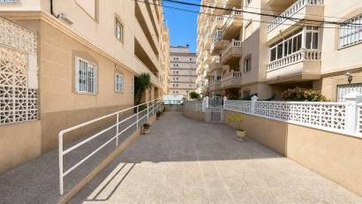Återförsäljning - Apartment -
Torrevieja