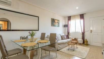 Återförsäljning - Bungalow -
Orihuela Costa - Villamartín