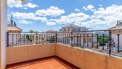Återförsäljning - Semi detached -
Orihuela Costa - La Zenia