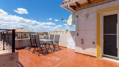 Återförsäljning - Semi detached -
Orihuela Costa - La Zenia
