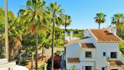 Resale - Apartment -
Villamartin - Villamartín