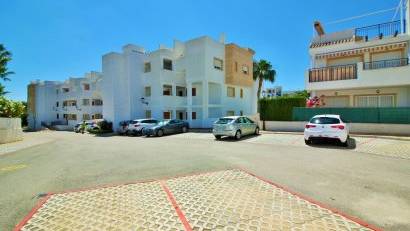 Resale - Apartment -
Villamartin - Villamartín