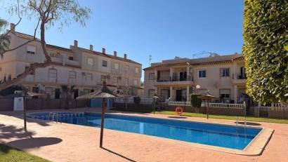 Återförsäljning - Bungalow -
Orihuela Costa - Las Filipinas